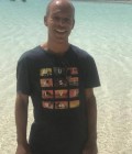 Rencontre Homme : Jean-Luc, 57 ans à Guadeloupe  Gourbeyre